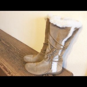 Banana Republic tan suede tall boots size 6